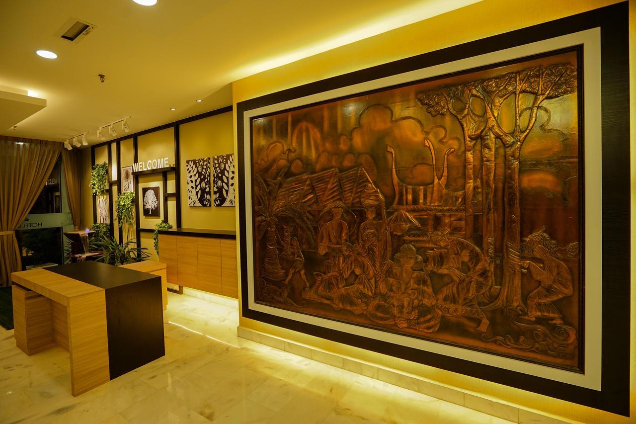 Hotel Anika Keluang Kültér fotó
