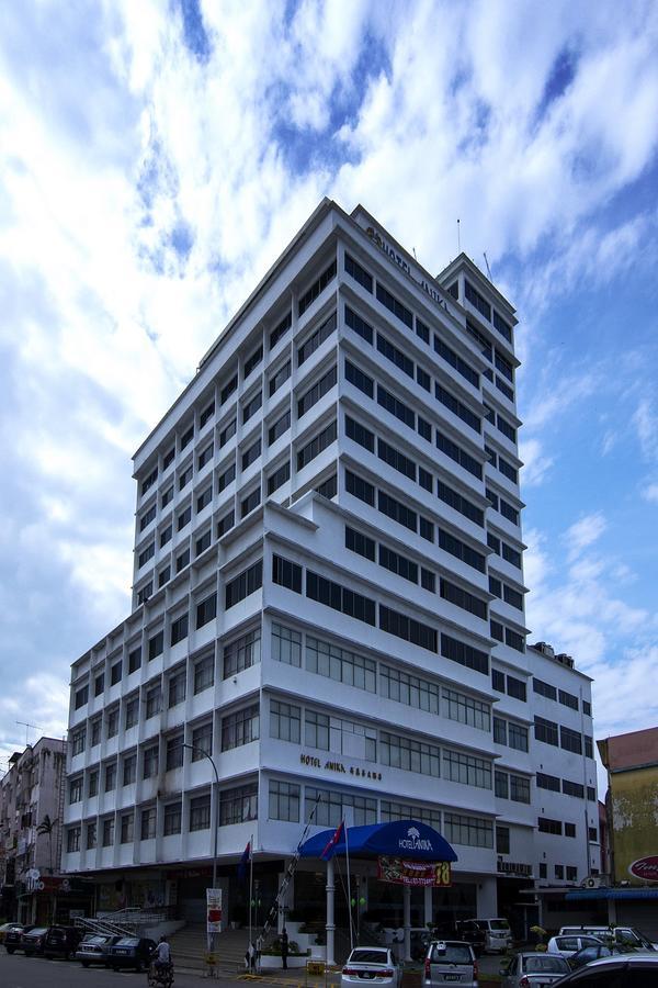 Hotel Anika Keluang Kültér fotó